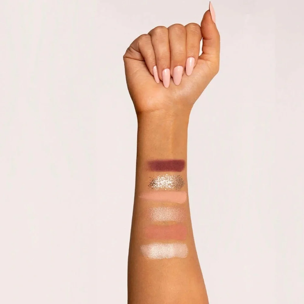 ✨ DOMINIQUE Cosmetics Unconditional Palette